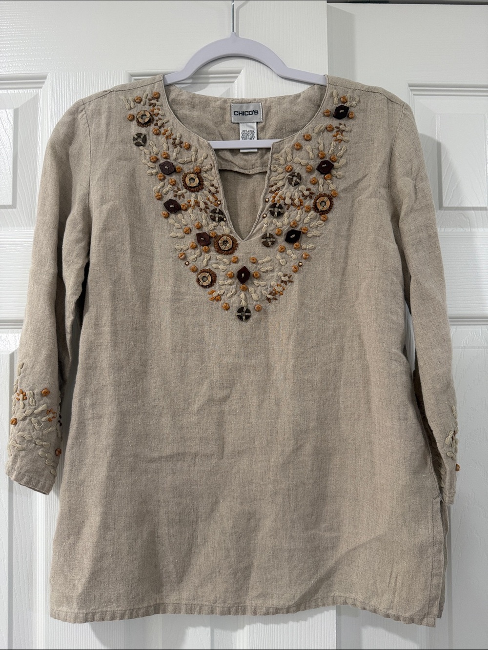 Chico's Beige Embroidered V-Notch Tunic 100% linen
